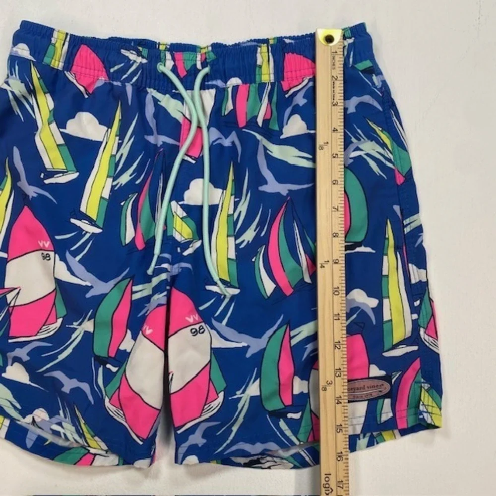 Vineyard Vines Mens Sailboat Chappy Swim Trunks Blue Pink 1M001328 XS